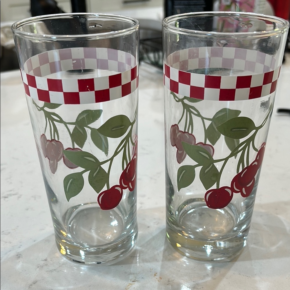 Cherry Patterned Glass Tumblers